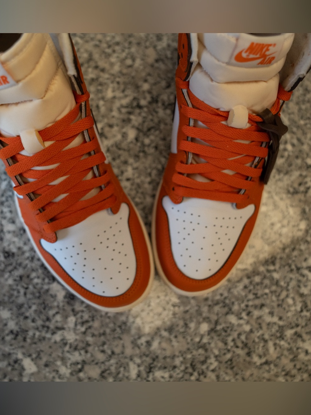 Air Jordan 1 Retro High OG Starfish Orange White Size 9.5 Mens VGUC Sneakers - Picture 5 of 6